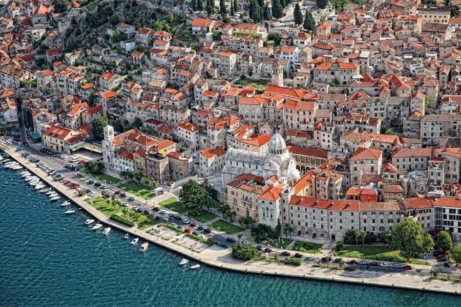 Apartman Elana Sibenik Luaran gambar